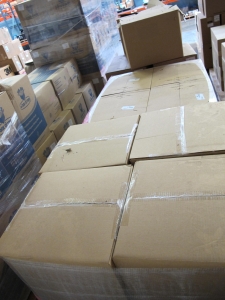 LOT TO INCLUDE: (13 50 LB BOXES) RAGS, WIPING TYPE, VARIOUS SIZE, 100% COTTON FLANNEL MATERIAL. COLORED, ABSORBENT, (8 50 LB BOXES) RAGS, WIPING TYPE, 24" X 22" SIZE, COTTON MATERIAL. WHITE, LINT FREE, (8 50 LB BOXES) RAGS, WIPING TYPE, VARIOUS SIZE, 100% COTTON FLANNEL MATERIAL. COLORED, ABSORBENT, COTTON FLANNEL MATERIAL STERILIZED AND WASHED. LOADING & HANDLING FEE $30-4108